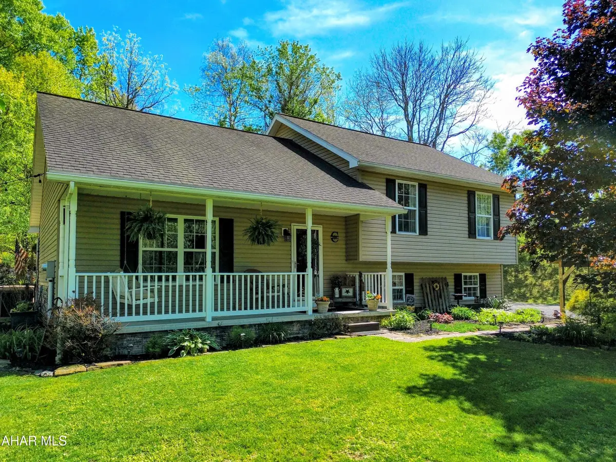 48 W 3rd Street, Everett, PA 15537 - #1