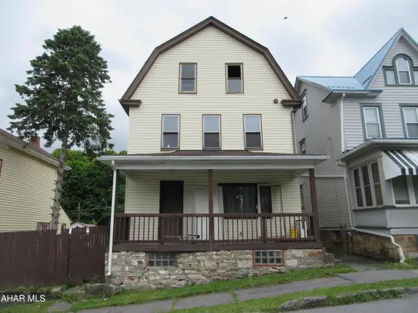123 Bell Avenue, Altoona, PA 16602