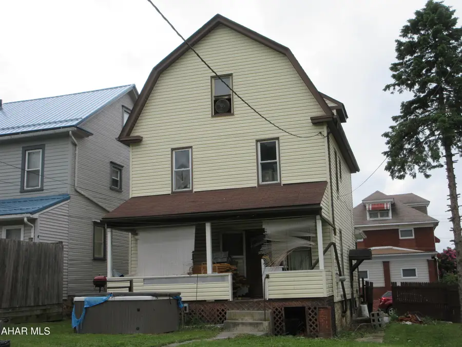 123 Bell Avenue, Altoona, PA 16602 - #2