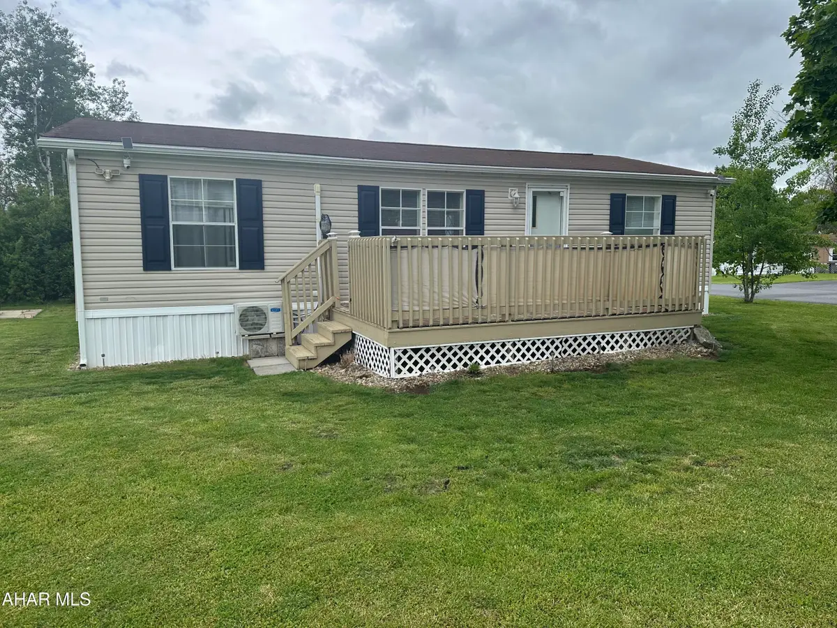 511 Earnhardt Drive, Altoona, PA 16601 - #1