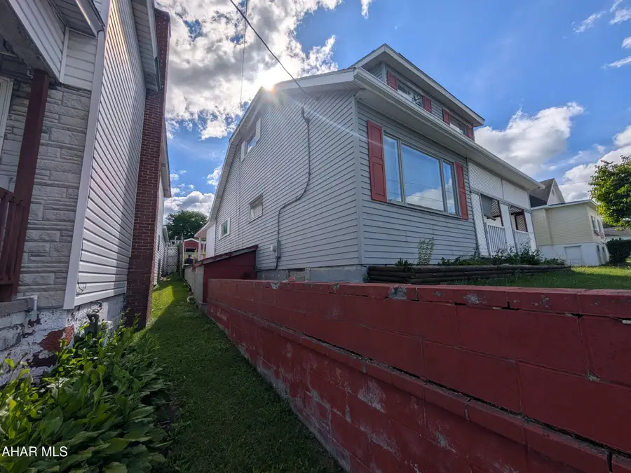 1603 Springhill Road, Portage, PA 15946 - #2