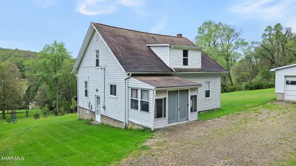 127 Squirrel Hill Road, New Florence, PA 15944