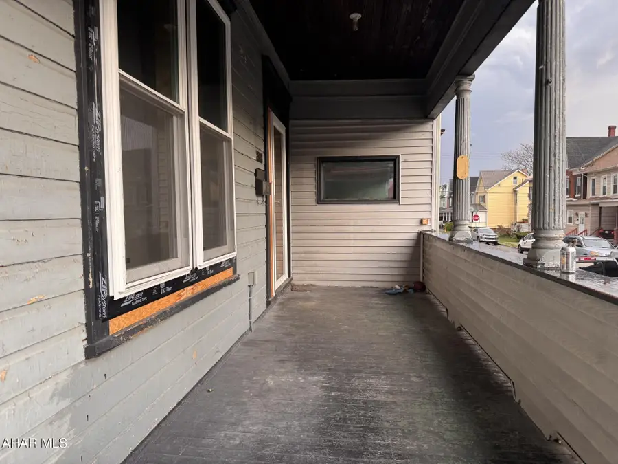 2111 5th Avenue, Altoona, PA 16602 - #3