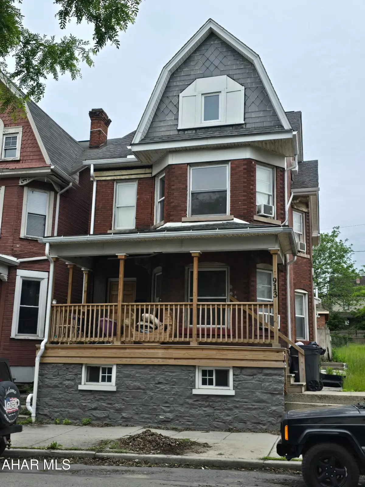 913 6th Avenue, Altoona, PA 16602 - #1