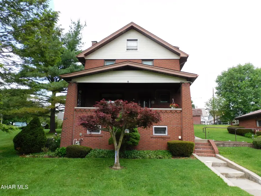 512 Grant Avenue, Altoona, PA 16602 - #2
