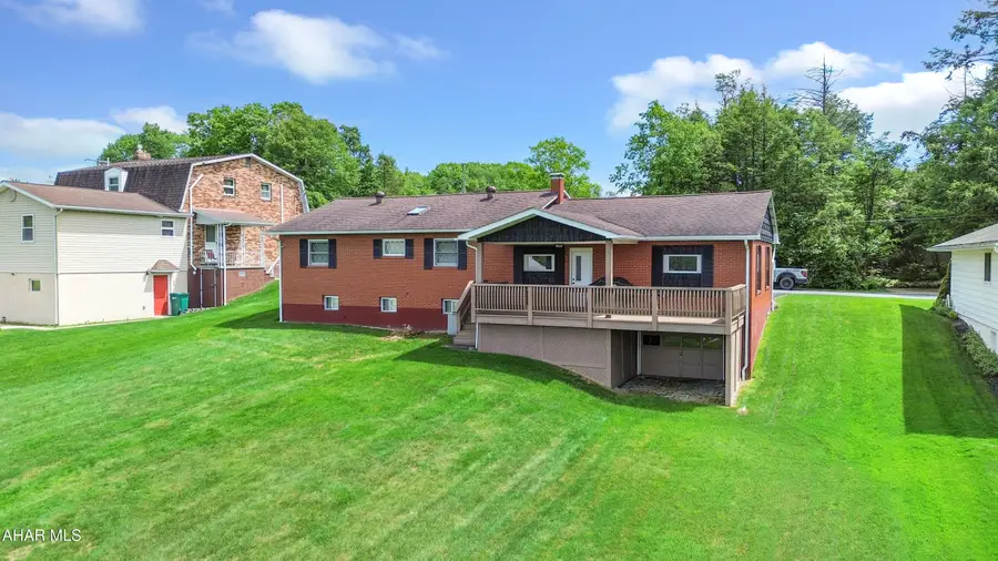 325 Woodland Street, Ebensburg, PA 15931 - #3