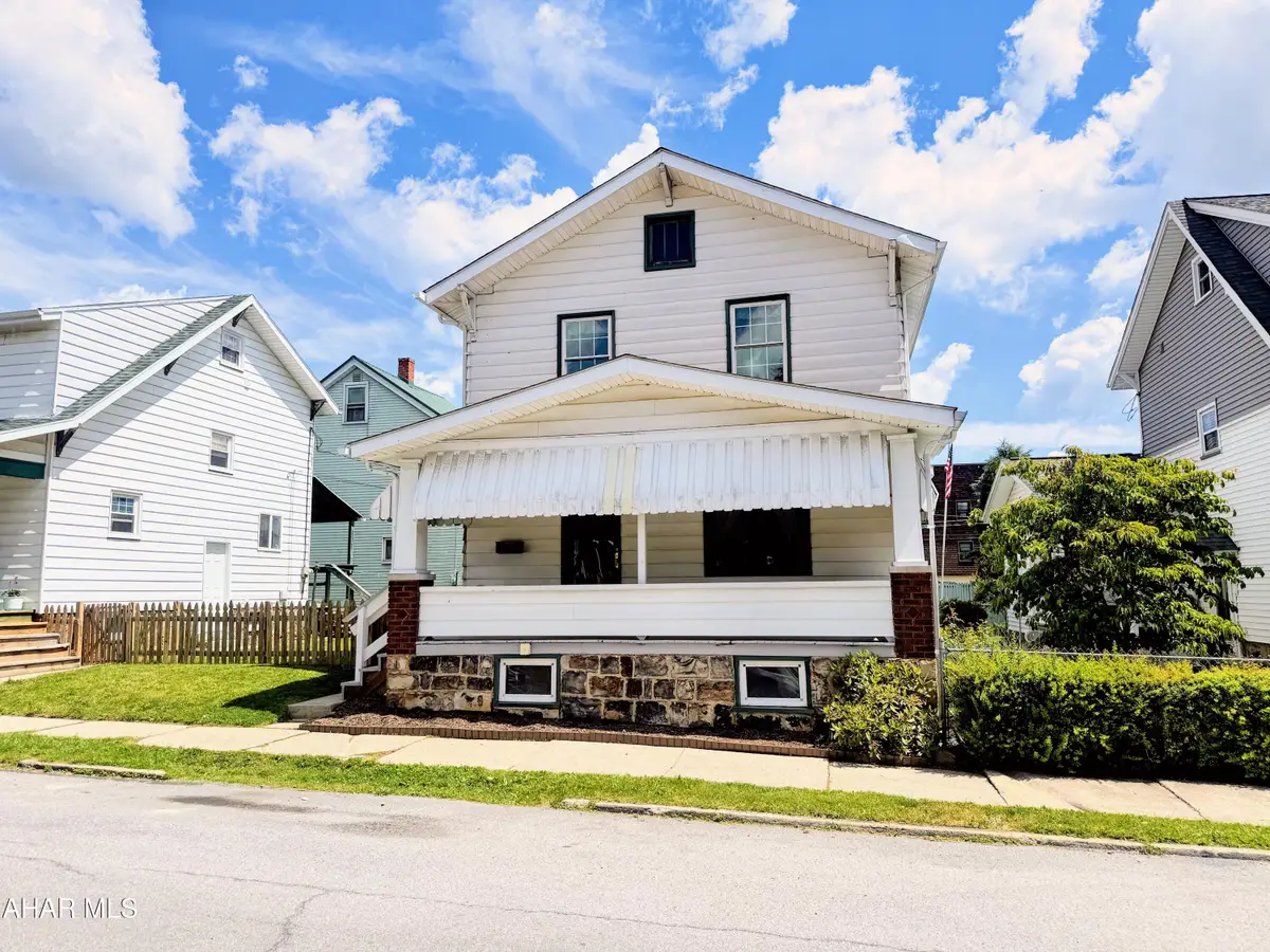 934 28th Street, Altoona, PA 16601 - #1