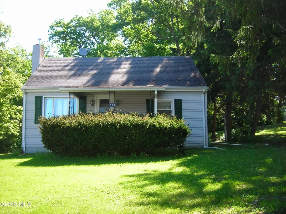 917 Shand Avenue, Altoona, PA 16602 - #1