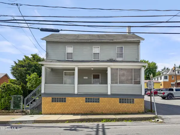 1015 Roberts Street, Nanty-Glo, PA 15943