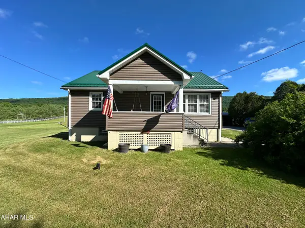 2281 Scotch Valley Road, Hollidaysburg, PA 16648