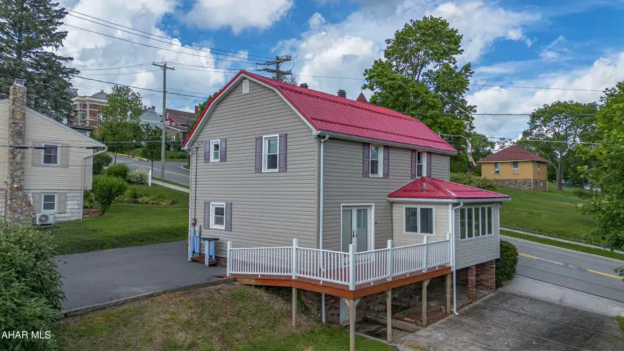 413 S Center Street, Ebensburg, PA 15931 - #2