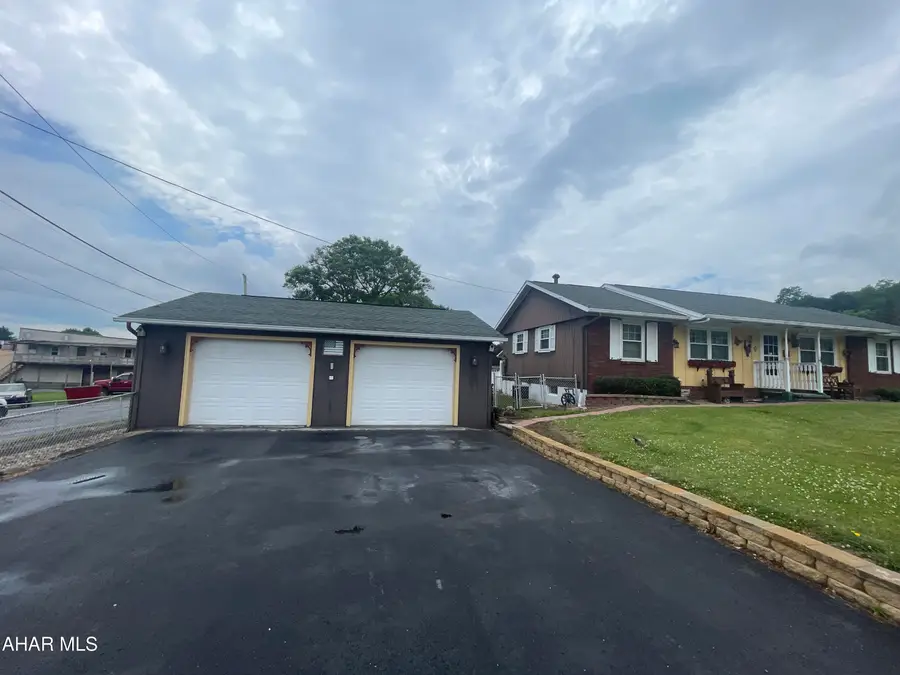 603 S 13th Street, Altoona, PA 16602 - #2