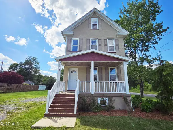2204 W 12 Street, Tyrone, PA 16686