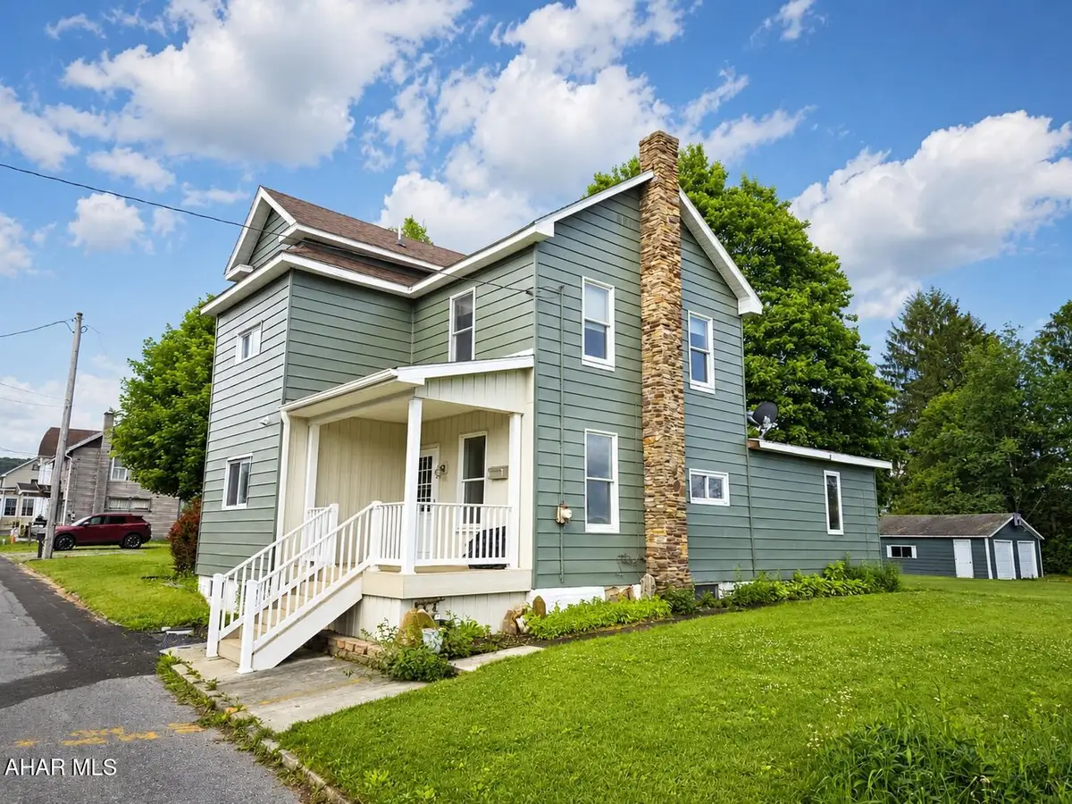 806 Vine Street, Portage, PA 15946 - #1