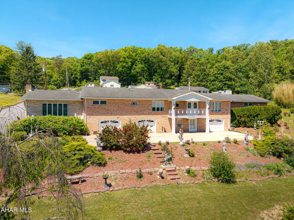 136 Valley View Road, Bedford, PA 15522 - #1