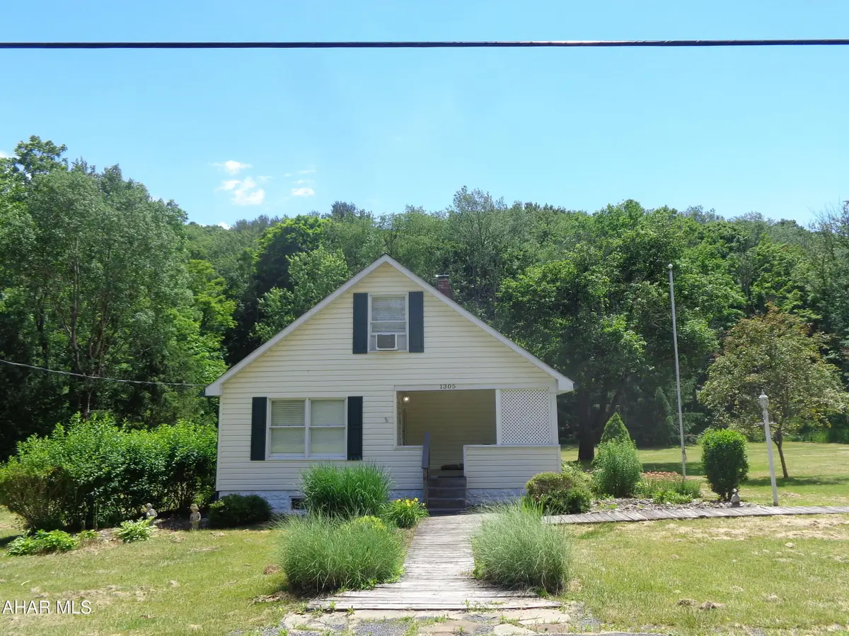 1305 Dry Run Road, Duncansville, PA 16635 - #1