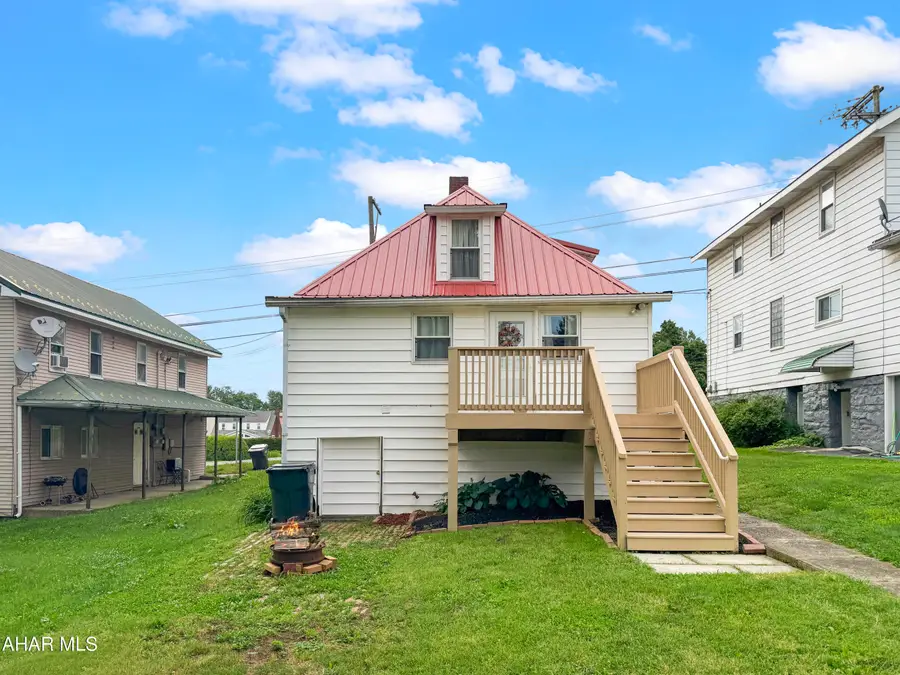 182 N Main Street, Carrolltown, PA 15722 - #2