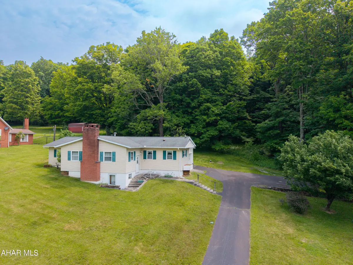 6508 Cumberland Highway, Meyersdale, PA 15552 - #1