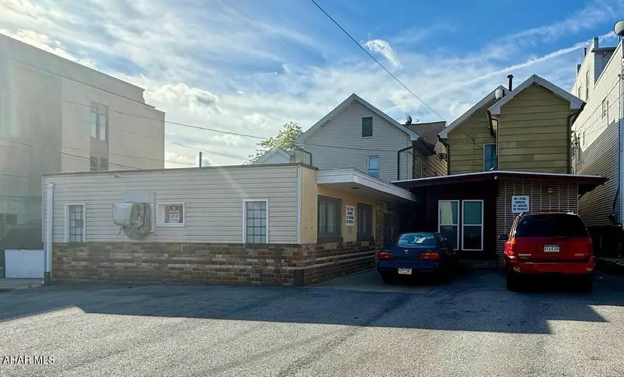 1214 13th Avenue, Altoona, PA 16601 - #3