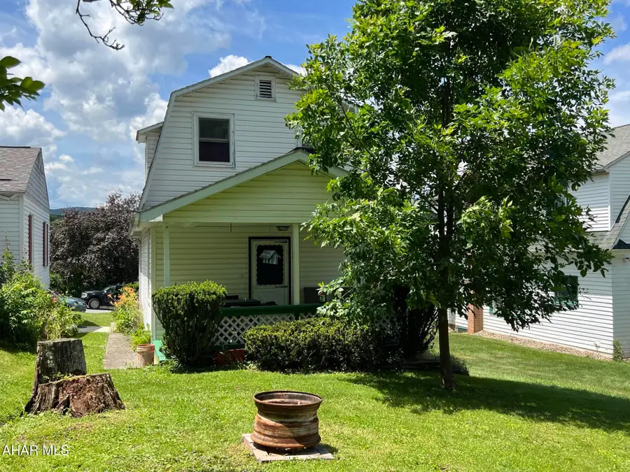 1304 Hamilton Avenue, Tyrone, PA 16686 - #3