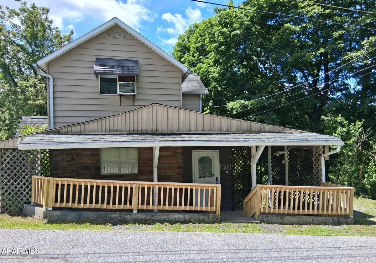 265 View Street, Johnstown, PA 15902 - #1