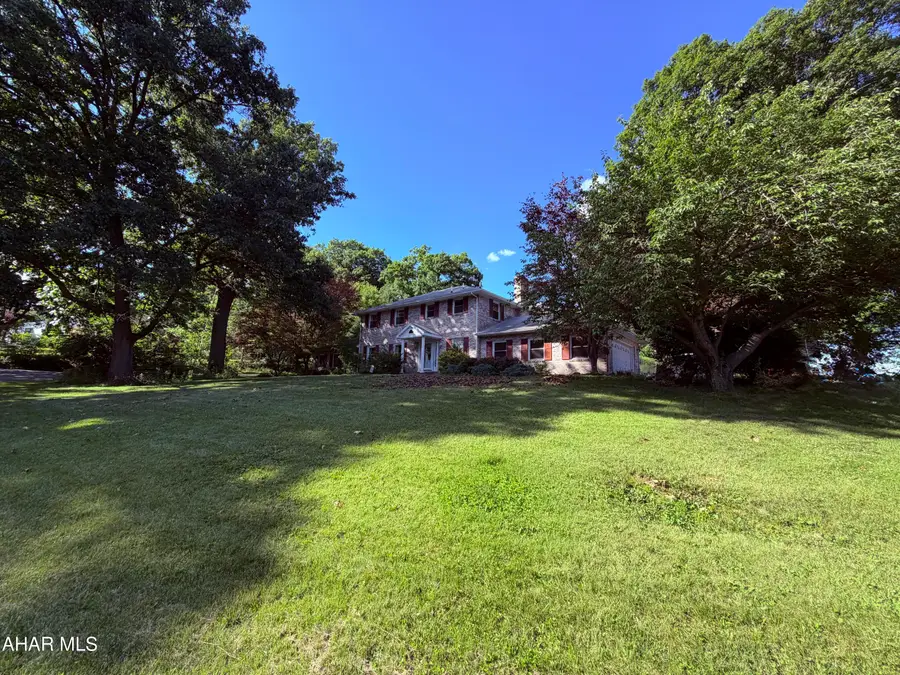 708 Beaumont Drive, Altoona, PA 16602 - #2