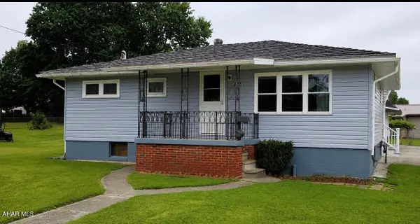 218 Pennsylvania Avenue, Cresson, PA 16630