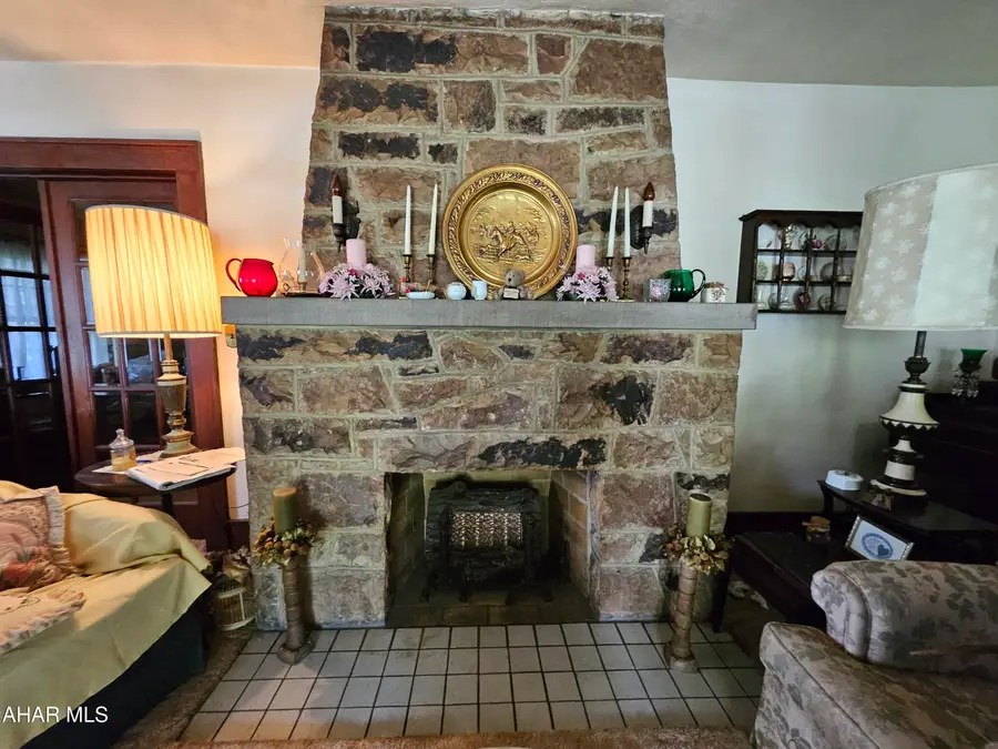 806 Garber Street, Hollidaysburg, PA 16648 - #3
