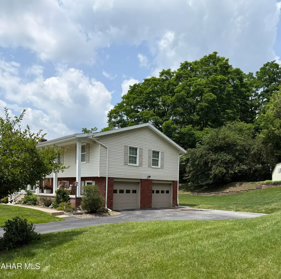 700 Claybrook Drive, Altoona, PA 16602 - #3