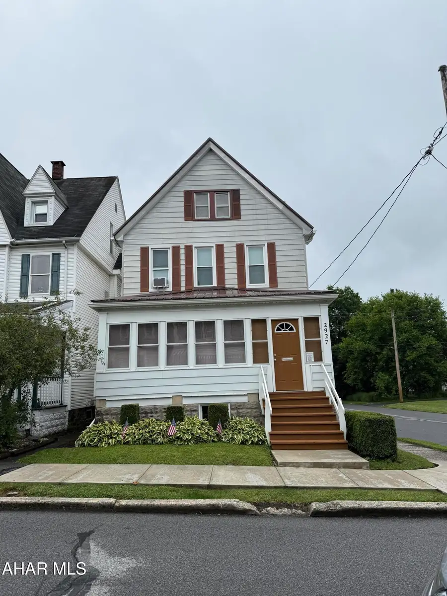 2927 Pine Avenue, Altoona, PA 16601 - #2