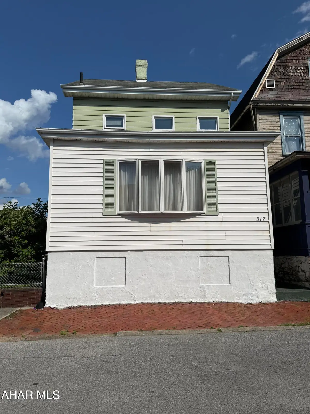517 5th Avenue, Altoona, PA 16602 - #1