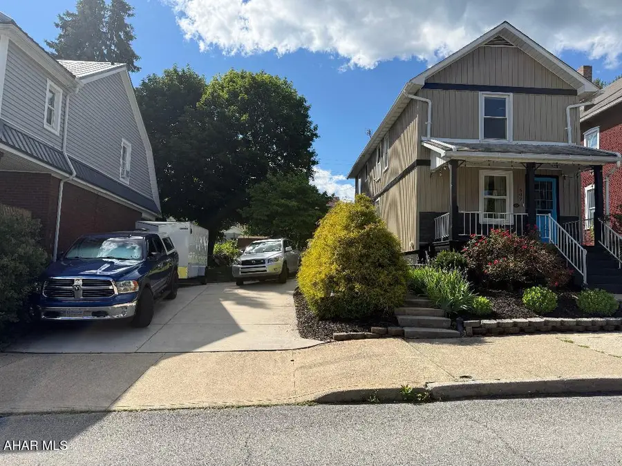 607 N 7th Avenue, Altoona, PA 16601 - #3