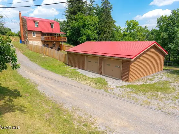 3311 Valley Road, Fishertown, PA 15539