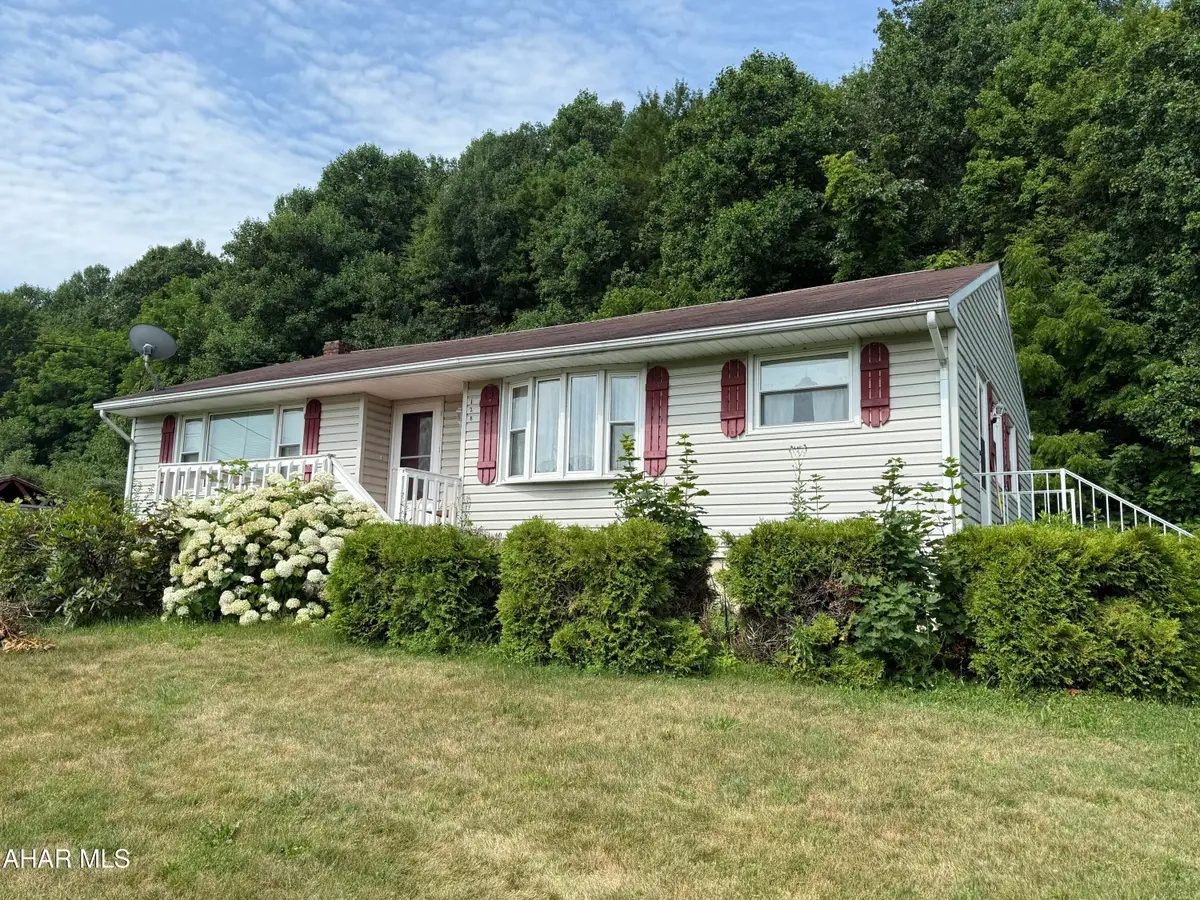 128 Angel Drive, Hollidaysburg, PA 16648 - #1