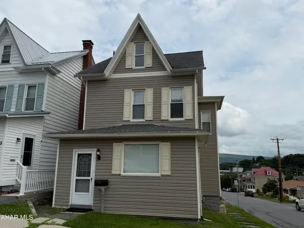 1027 23rd Avenue, Altoona, PA 16601