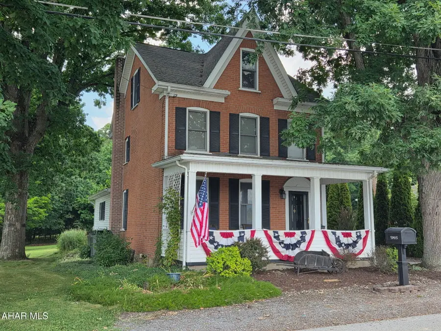 1065 Burns Avenue, Altoona, PA 16601 - #2