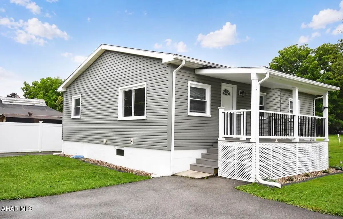 137 Wertz Avenue, Altoona, PA 16601 - #1