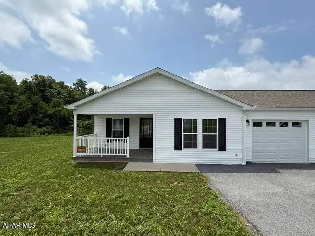 1044 Oak Terrace Drive, Martinsburg, PA 16662 - #1