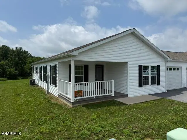 1044 Oak Terrace Drive, Martinsburg, PA 16662 - #2