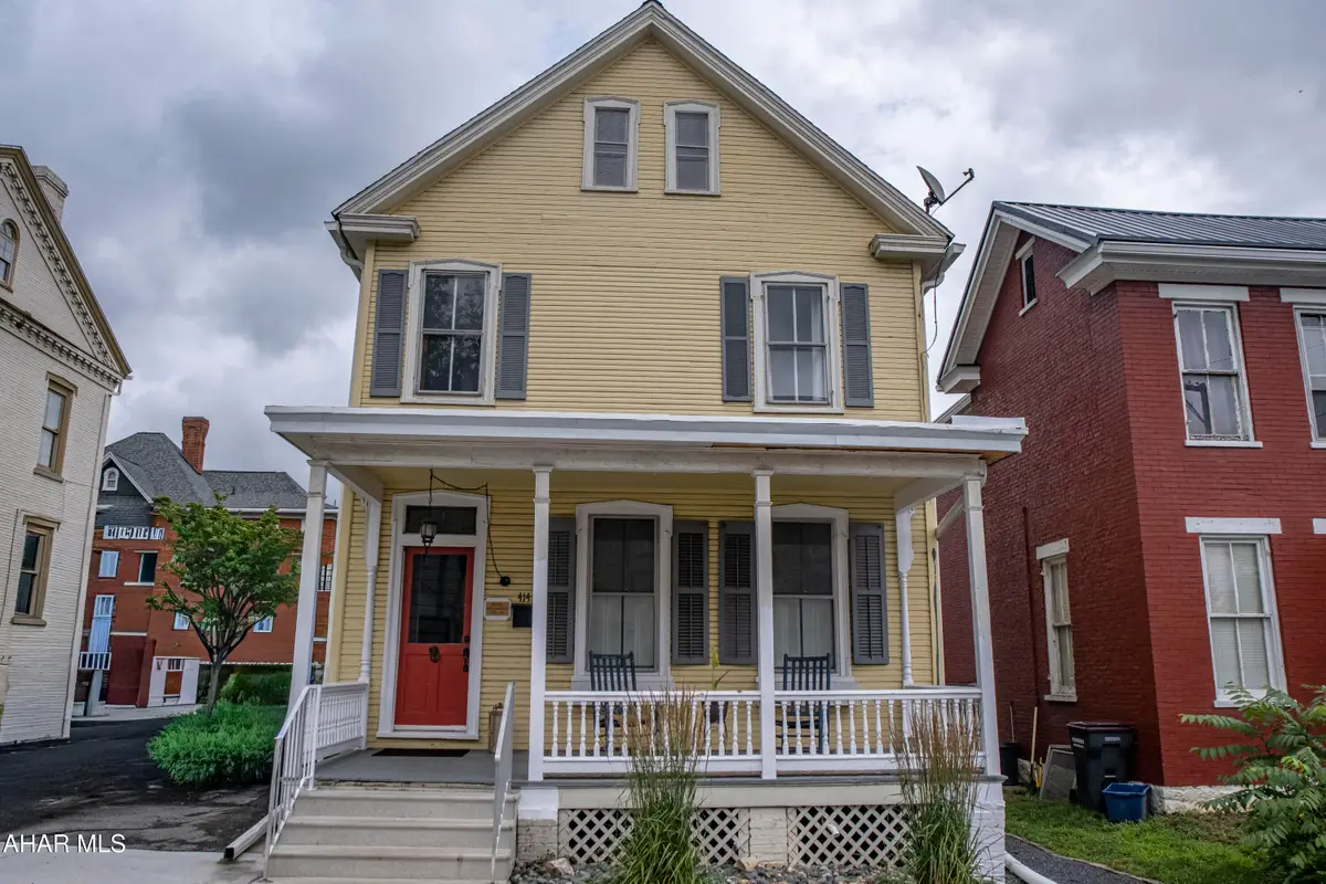 414 Penn Street, Hollidaysburg, PA 16648 - #1