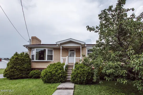 1030 4th Avenue, Duncansville, PA 16635