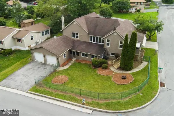 201 Winding Knoll Road, Altoona, PA 16601