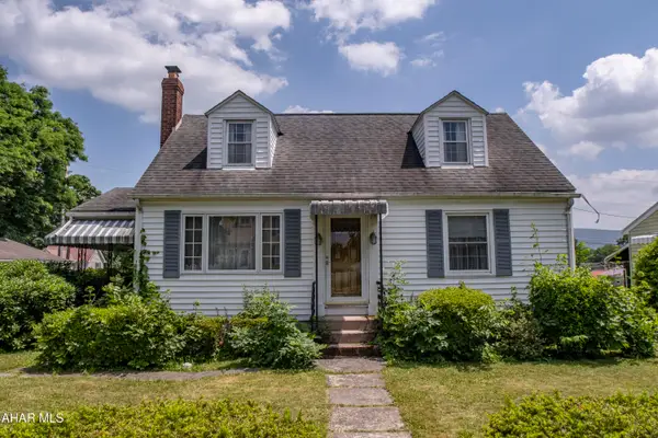911 N 4th Street, Bellwood, PA 16617