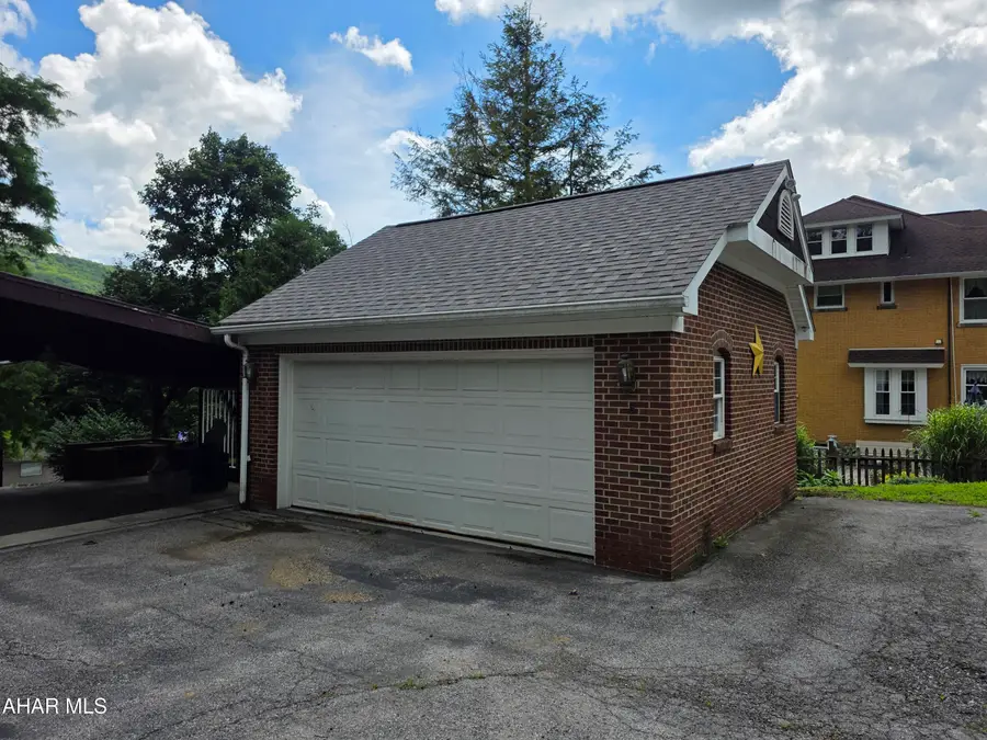 315 Washington Avenue, Tyrone, PA 16686 - #3