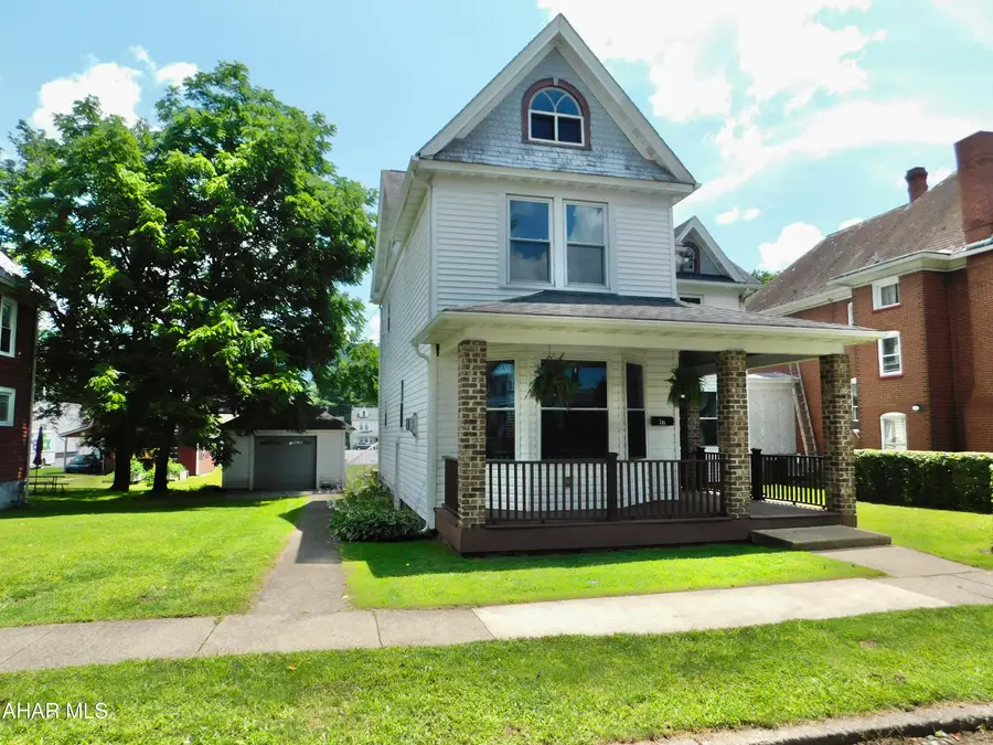 411 S 1st Street, Bellwood, PA 16617 - #2