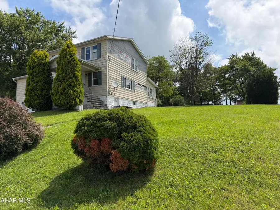 922 Middle Street, Gallitzin, PA 16641 - #3