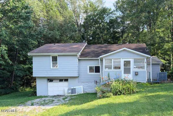 1555 Rodgers Street, Nanty-Glo, PA 15943