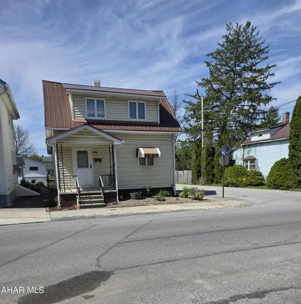 323 Garber Street, Hollidaysburg, PA 16648