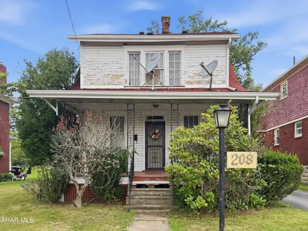 208 Blair Street, Johnstown, PA 15905