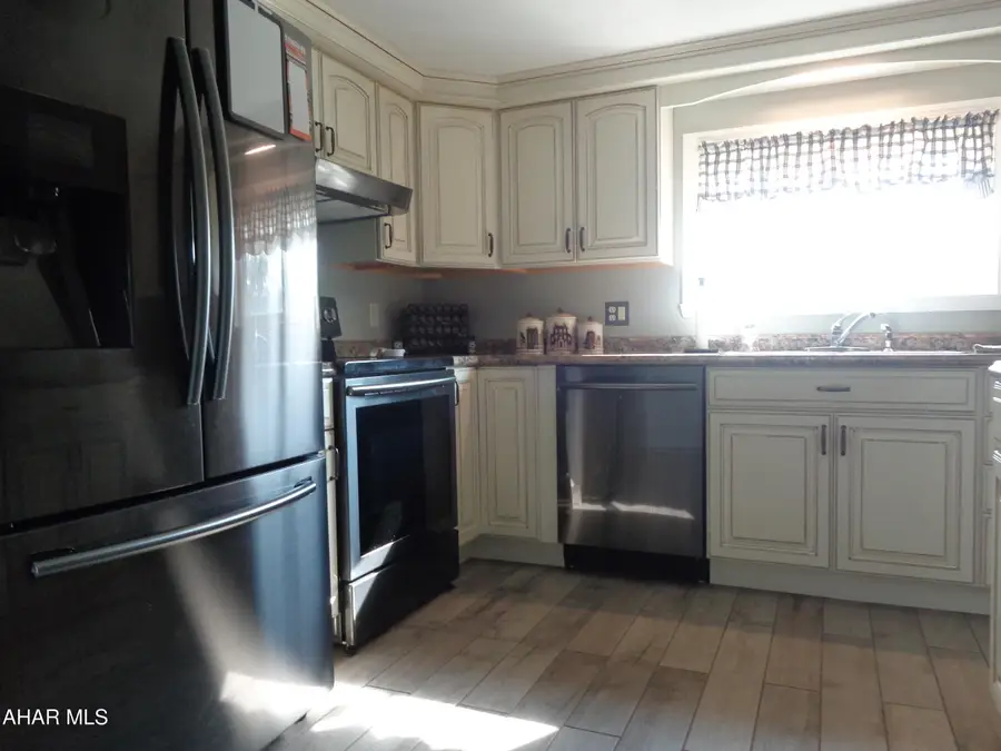 307 Klein Road, Hollidaysburg, PA 16648 - #3